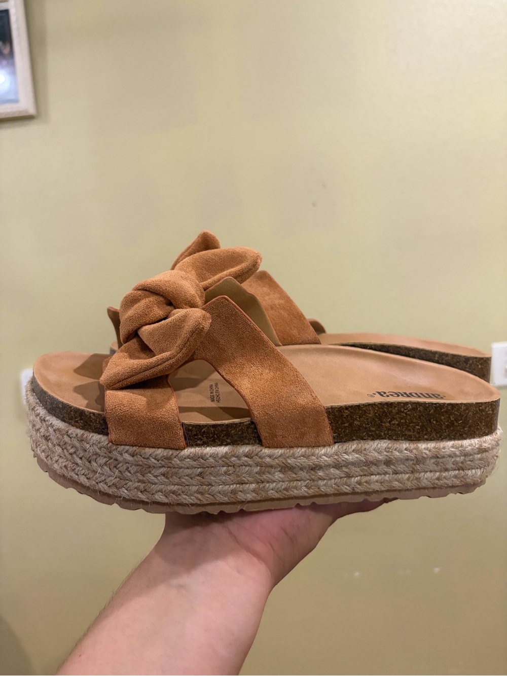 ANDREA Suede Knot Platform Slides
